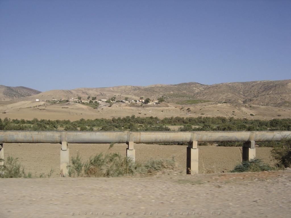 ROUTE ENTRE SAIDA MASCARA SEPTEMBRE 2006 05.jpg